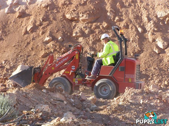 Schaffer Loaders - Mini Loader 2028