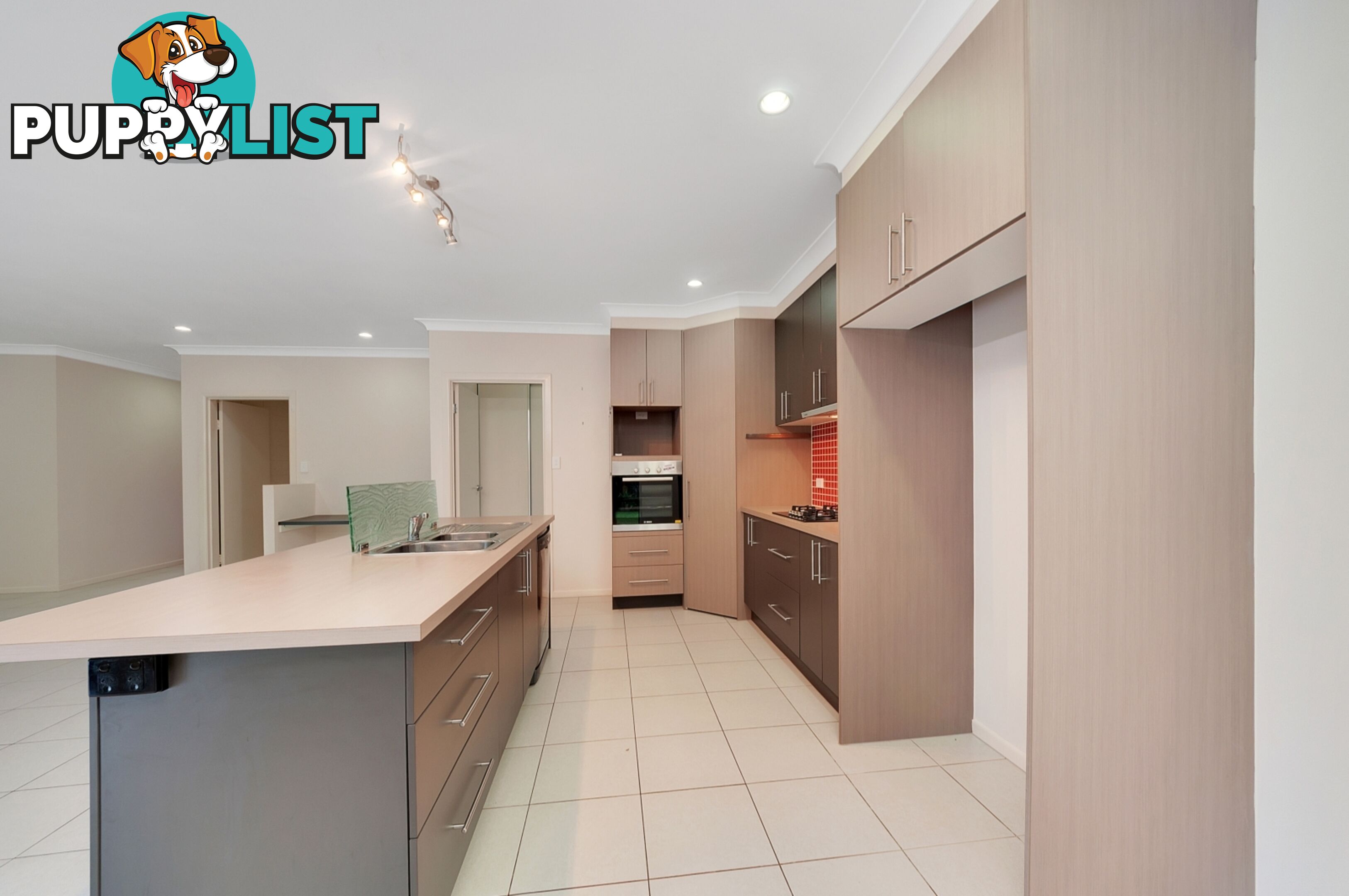 16 Lockyer Crescent BENTLEY PARK QLD 4869