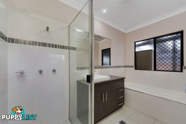 16 Lockyer Crescent BENTLEY PARK QLD 4869