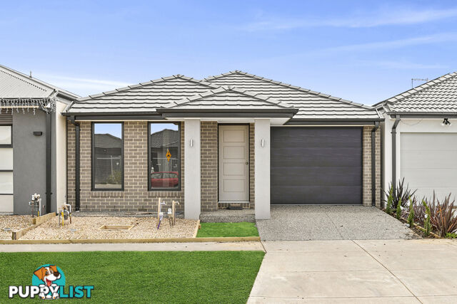 111 Bourbon Road CRANBOURNE EAST VIC 3977