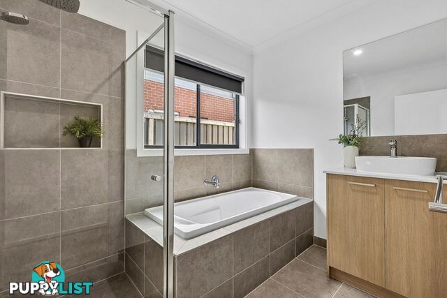 45 Viola Circuit CLYDE VIC 3978