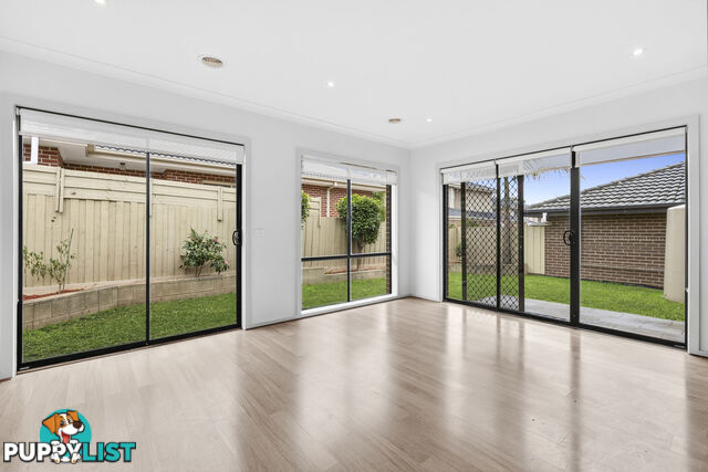 12 30 Central Road HAMPTON PARK VIC 3976