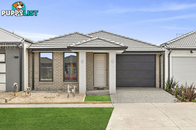 111 Bourbon Road CRANBOURNE EAST VIC 3977