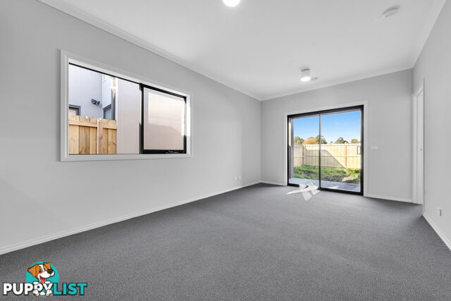 118 Bourbon Road CRANBOURNE EAST VIC 3977