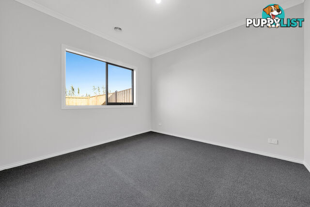 118 Bourbon Road CRANBOURNE EAST VIC 3977