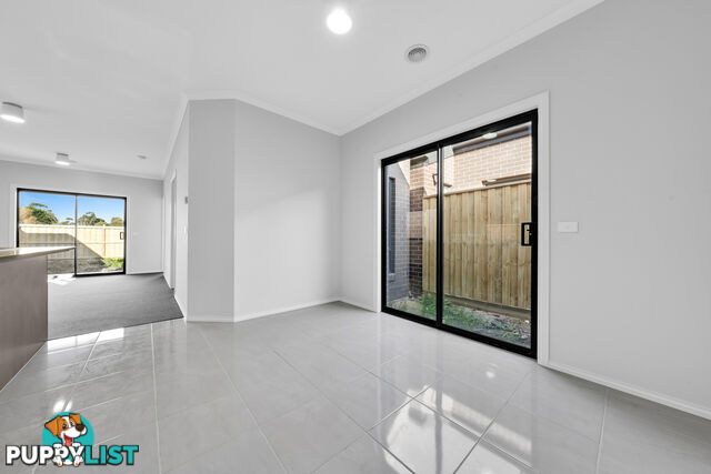 118 Bourbon Road CRANBOURNE EAST VIC 3977