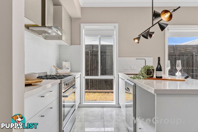 5 Jackwood Drive CLYDE NORTH VIC 3978