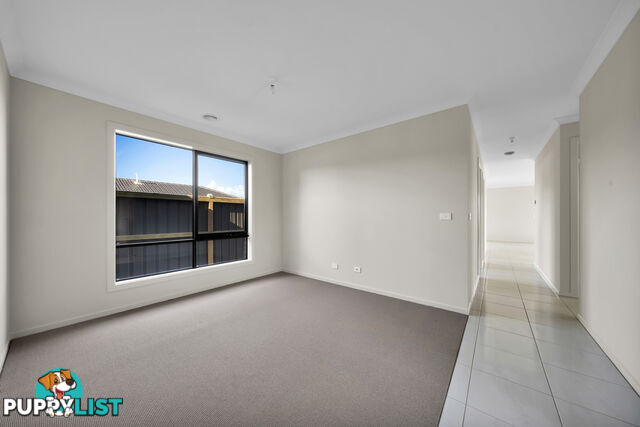 16 Tartan Drive CLYDE NORTH VIC 3978