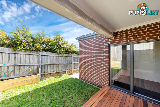 3 36 Silver Gum Drive PAKENHAM VIC 3810