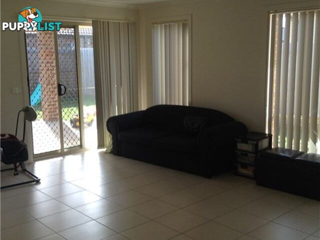 2 Pipit Close PAKENHAM VIC 3810