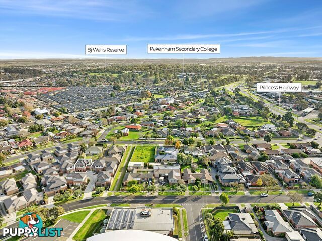 4 13-15 Henry Street PAKENHAM VIC 3810