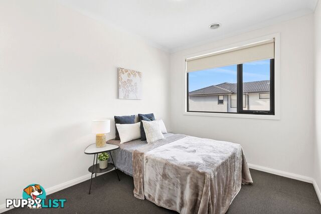 4 13-15 Henry Street PAKENHAM VIC 3810