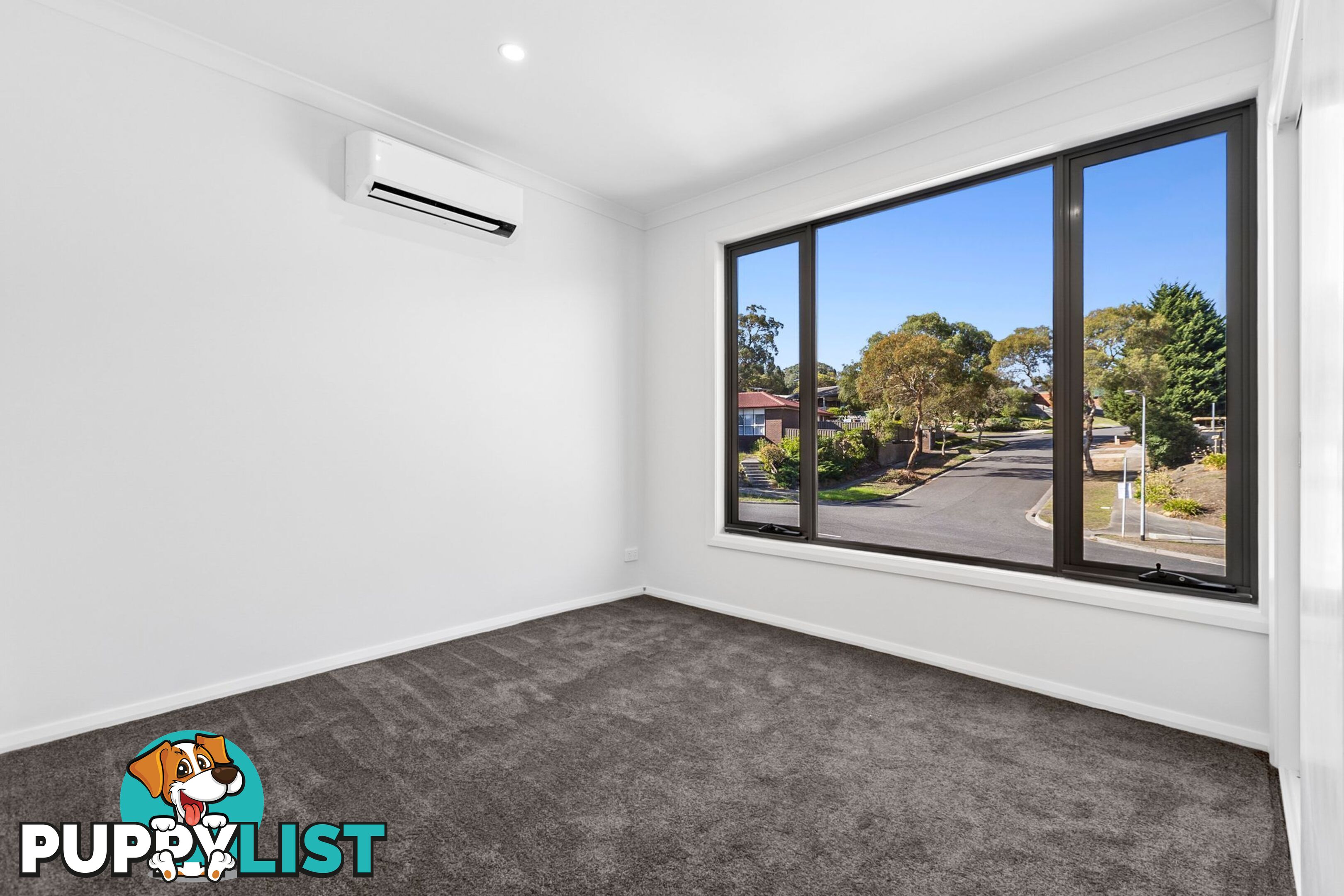 23C Oaktree Drive HAMPTON PARK VIC 3976