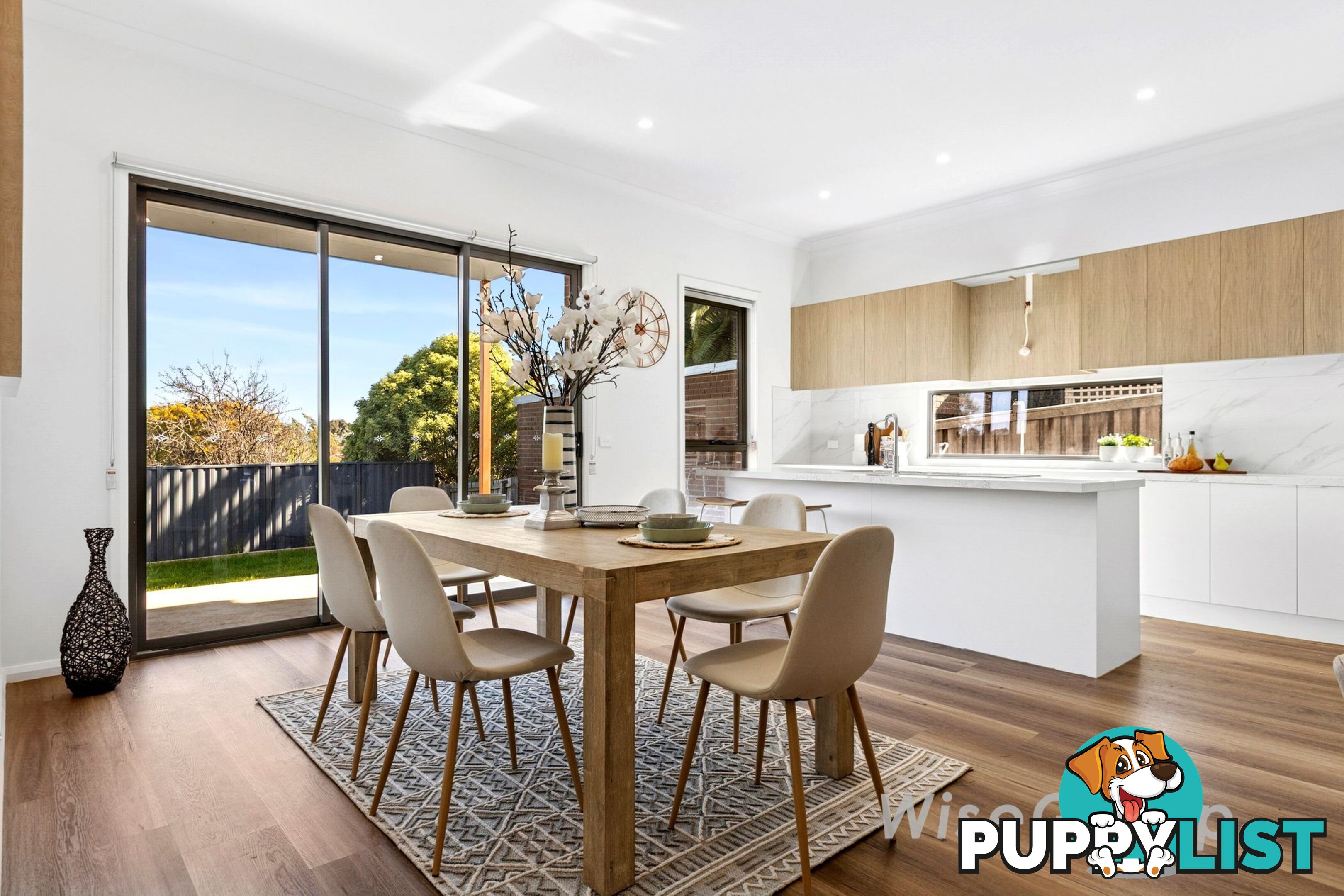 23C Oaktree Drive HAMPTON PARK VIC 3976