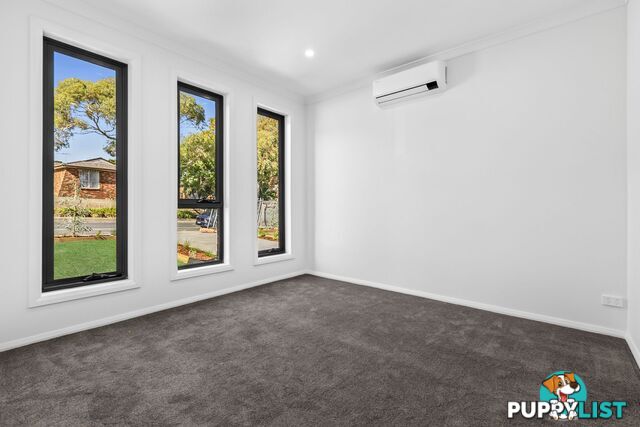 23C Oaktree Drive HAMPTON PARK VIC 3976