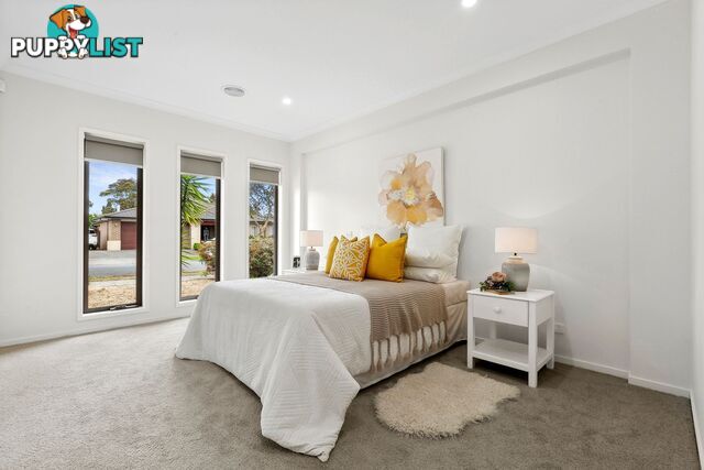 27 Nature Circuit CRANBOURNE NORTH VIC 3977