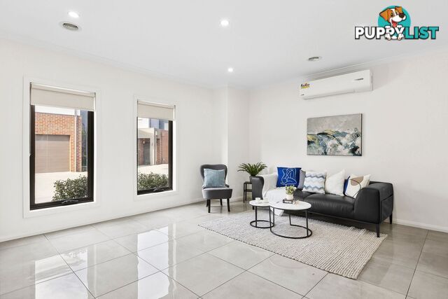 4 13-15 Henry Street PAKENHAM VIC 3810