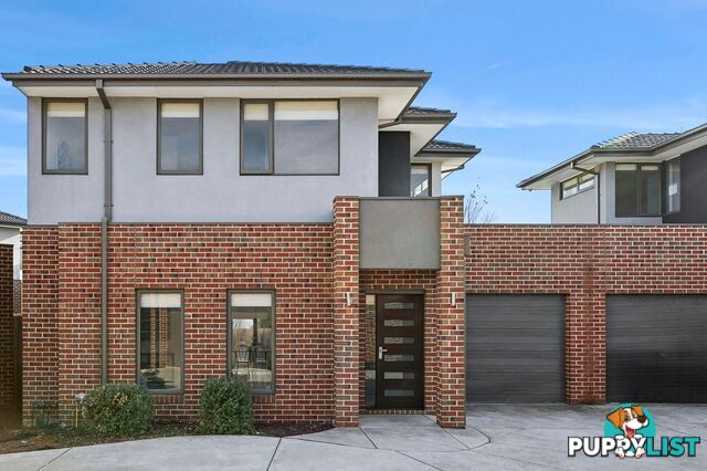 4 13-15 Henry Street PAKENHAM VIC 3810