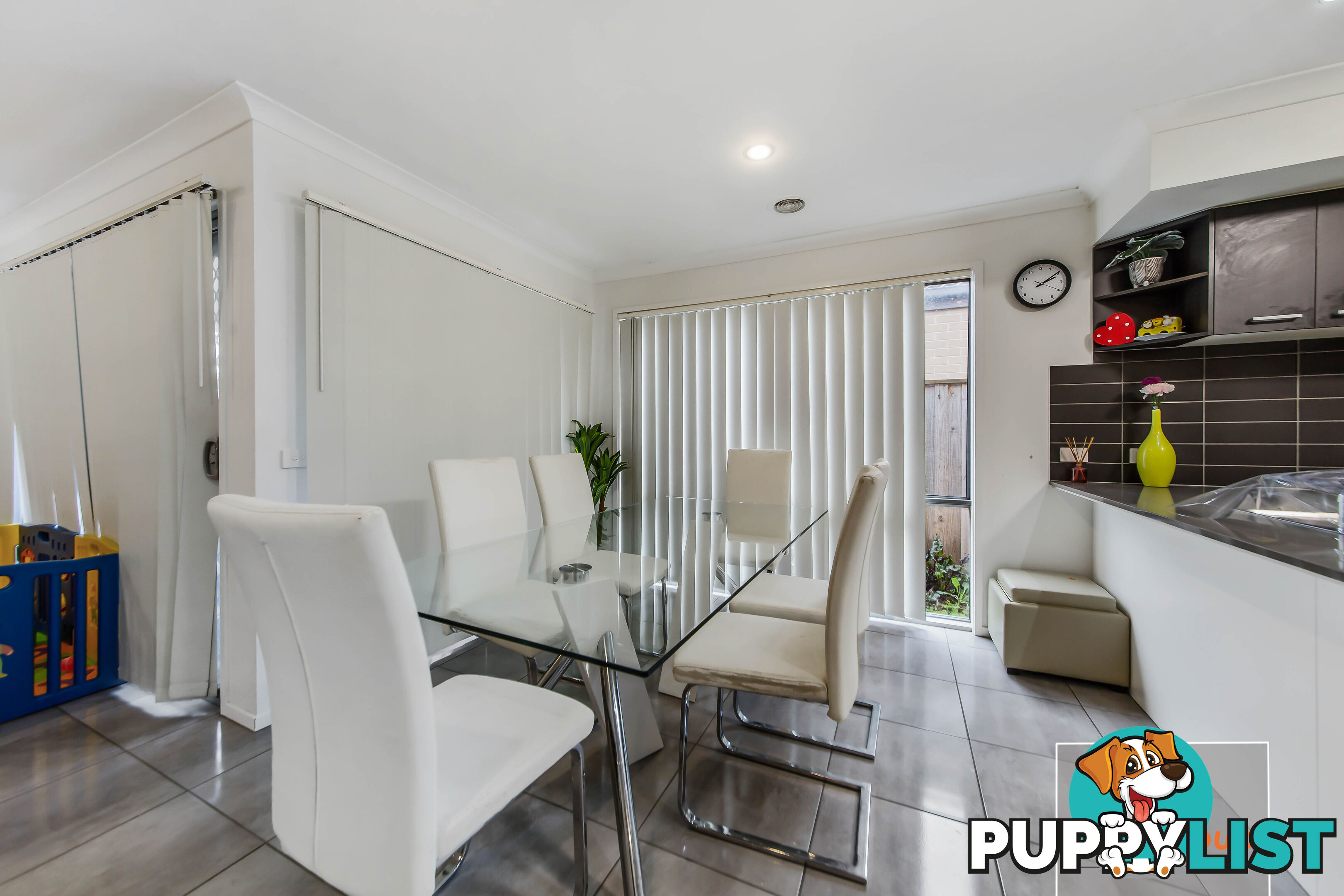 10 Tia Street CLYDE NORTH VIC 3978