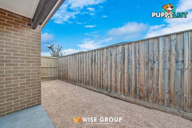 23 Newbury Street PAKENHAM VIC 3810