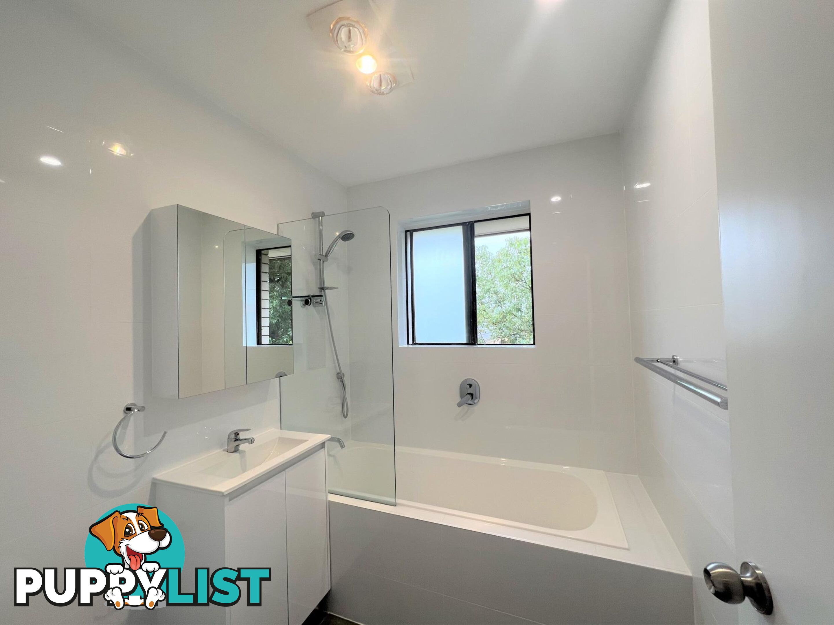 21/43-45 Chapel Street ROSELANDS NSW 2196