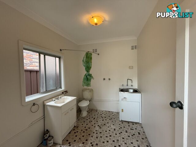 9 Nicholas Avenue CAMPSIE NSW 2194