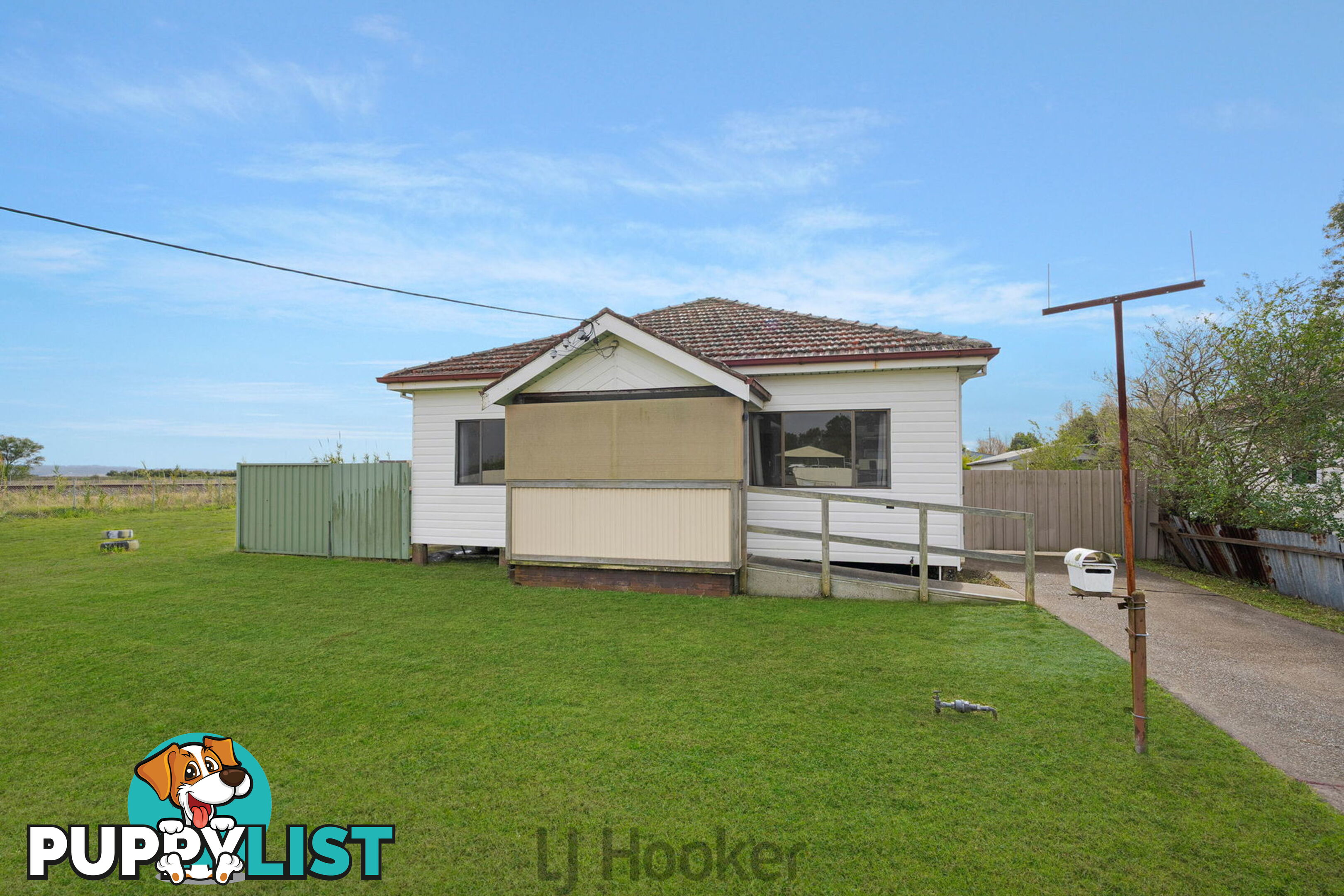 8 Fenwick Street HEXHAM NSW 2322