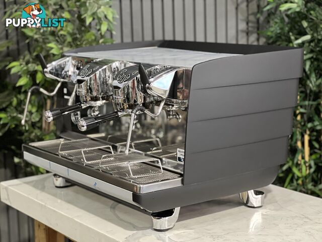 BRAND NEW VICTORIA ARDUINO WHITE EAGLE DIGIT 2 GRP ESPRESSO MACHINE BLACK & STAINLESS