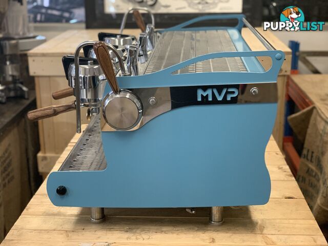 SYNESSO MVP 3 GROUP BLUE ESPRESSO COFFEE MACHINE