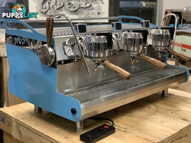 SYNESSO MVP 3 GROUP BLUE ESPRESSO COFFEE MACHINE