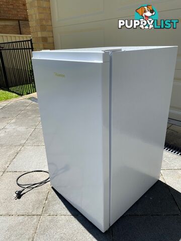 Hisense 125 litre Compact Refrigerator