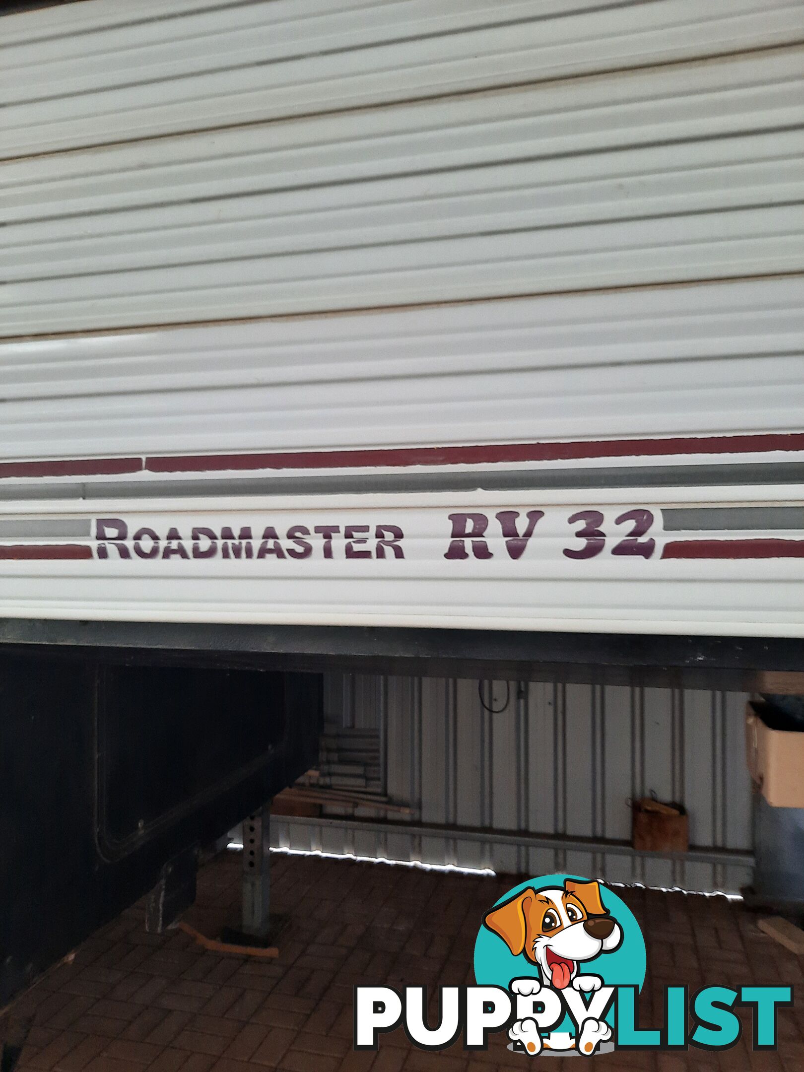 1986 Roadmaster RV32 Caravan