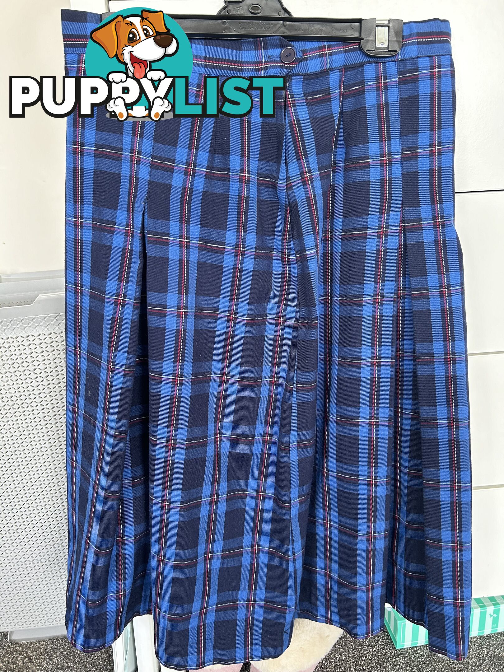Mount Erin secondary College school uniforms