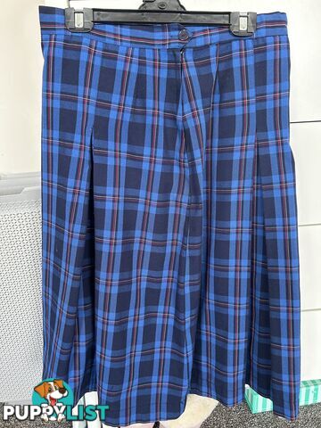 Mount Erin secondary College school uniforms