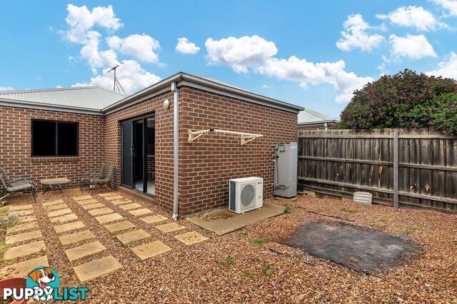 2/3-11 Retford Close WERRIBEE VIC 3030