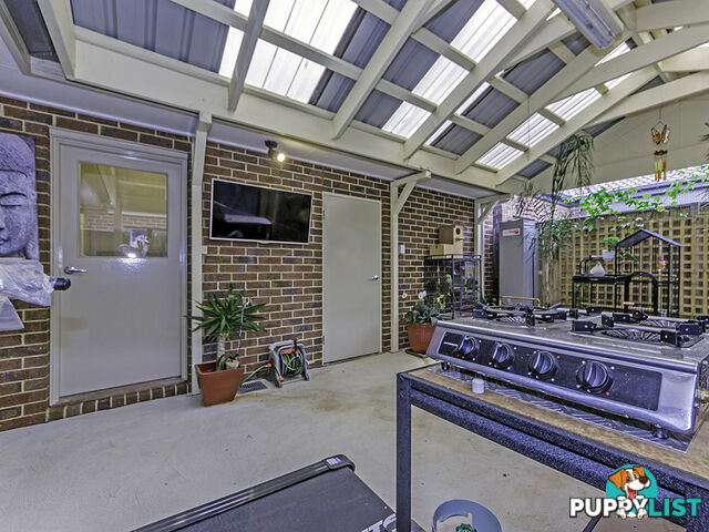 4 Lotus Place BROOKFIELD VIC 3338