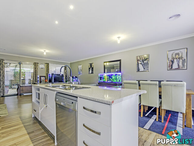 4 Lotus Place BROOKFIELD VIC 3338