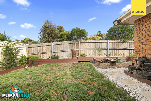 1/10 Crestmont Drive MELTON SOUTH VIC 3338