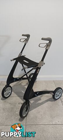 ACRE Lightweight Carbon Fibre Walker