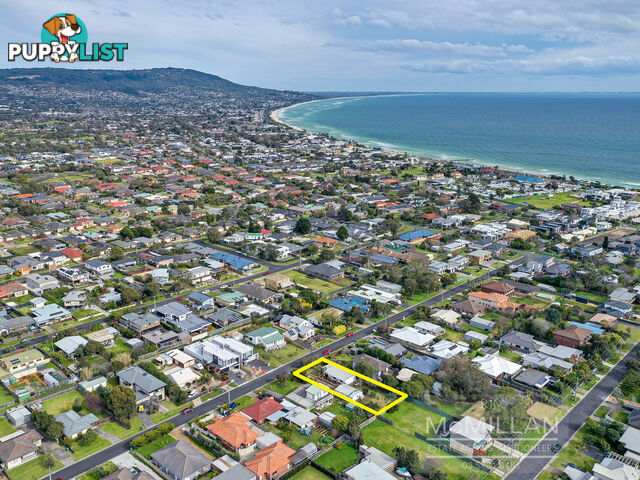 21 Davies Street Safety Beach VIC 3936