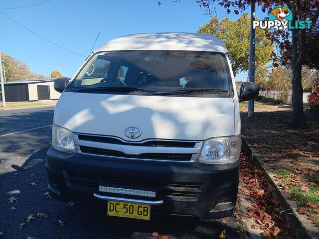 2011 Toyota Hiace People Mover Manual