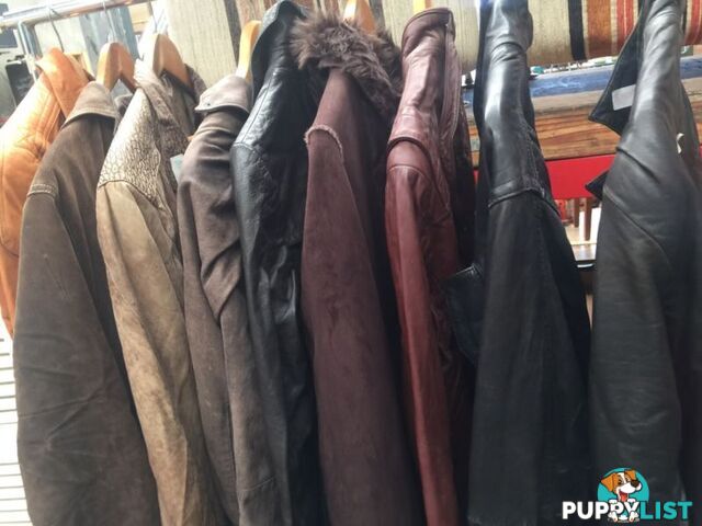 10 vintage leather jackets $90