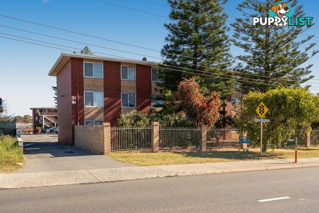 32 75 Phoenix Road SPEARWOOD WA 6163