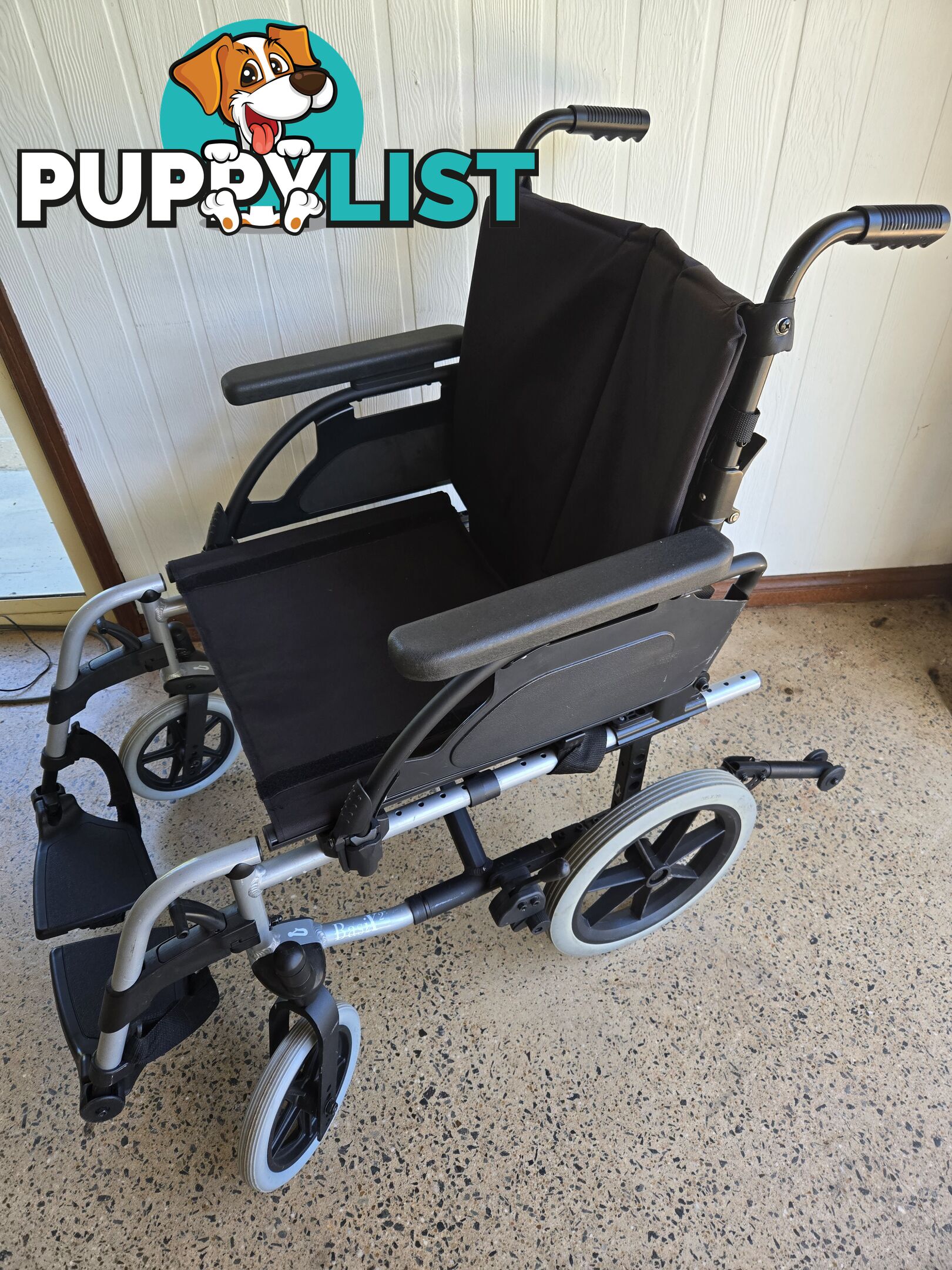 Wheelchair - Breezy BasiX 2 lightweight folding wheelchair