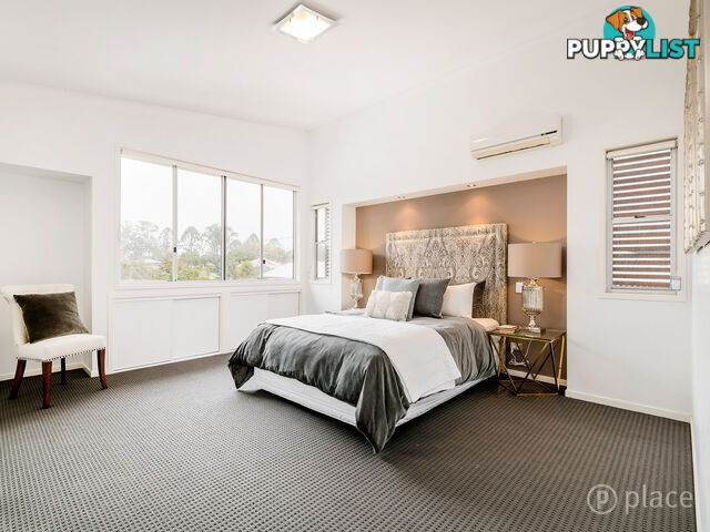 8 Leybourne Street CHELMER QLD 4068