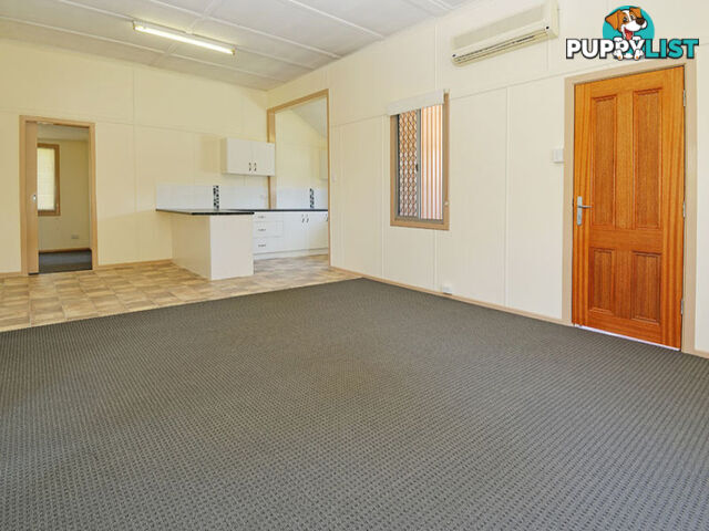 37 Cobden Street MOOROOKA QLD 4105