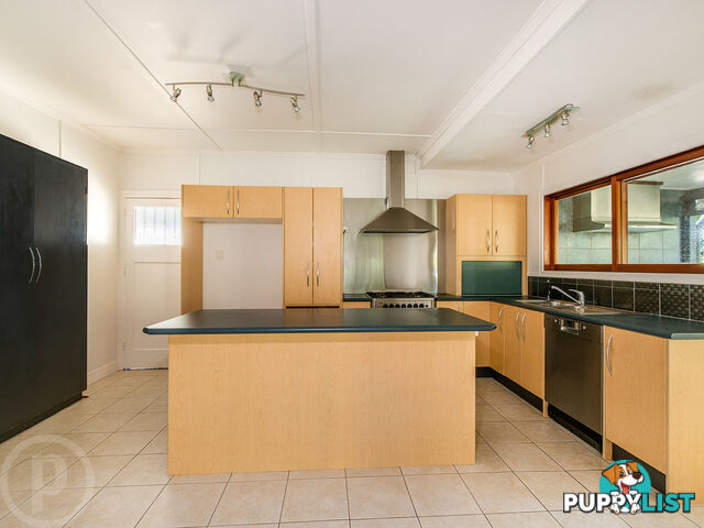 20 Douglas Street Sherwood QLD 4075