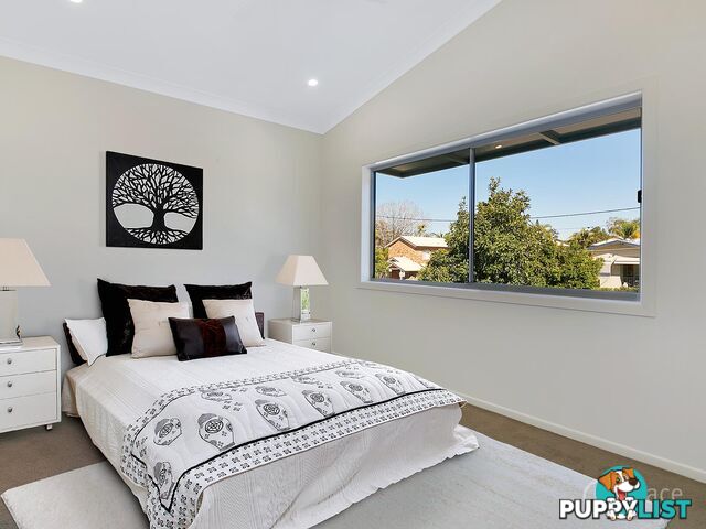 2 12 Probyn Street Corinda QLD 4075