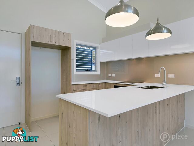 2 12 Probyn Street Corinda QLD 4075