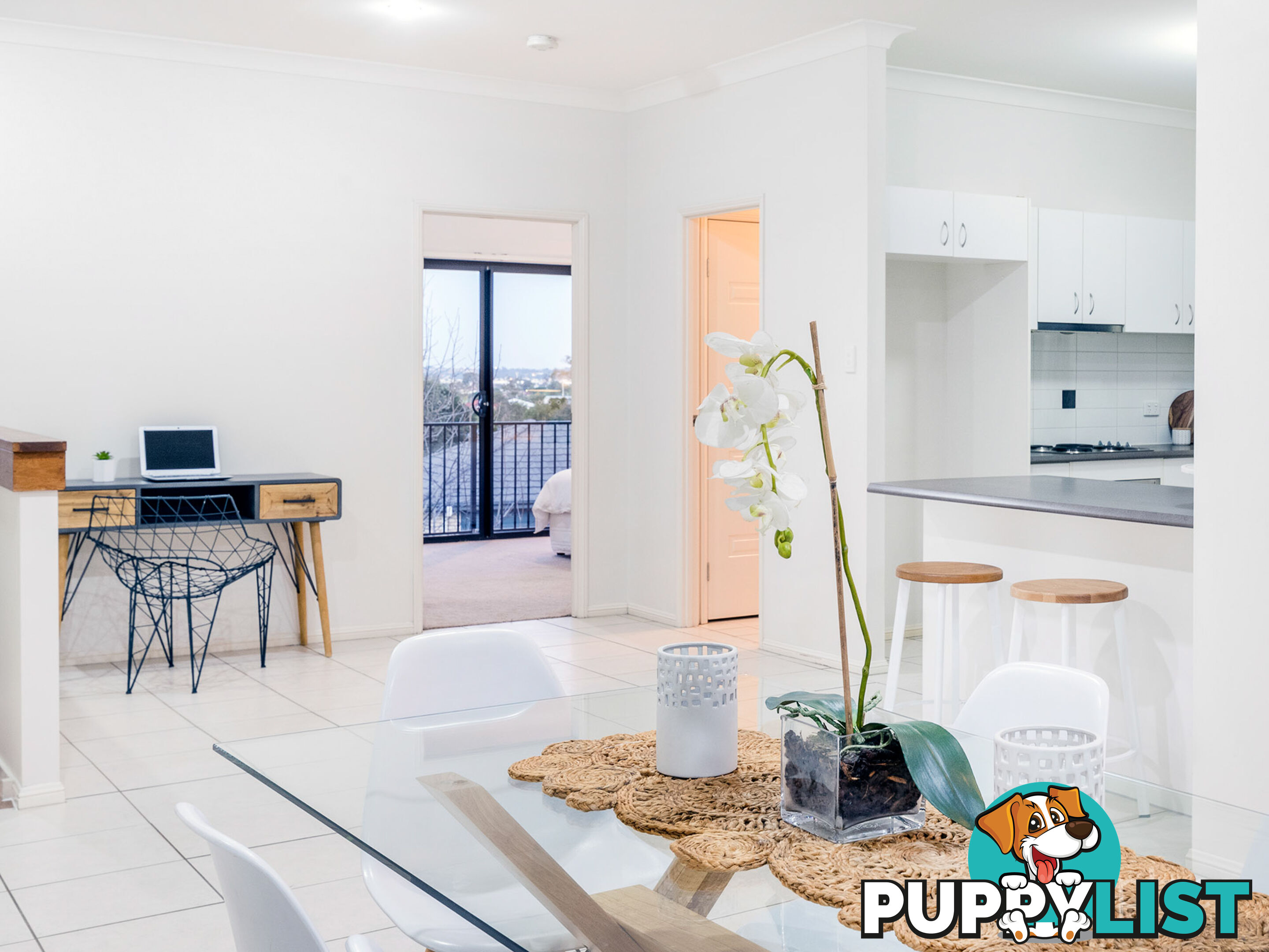 6 York Close Oxley QLD 4075